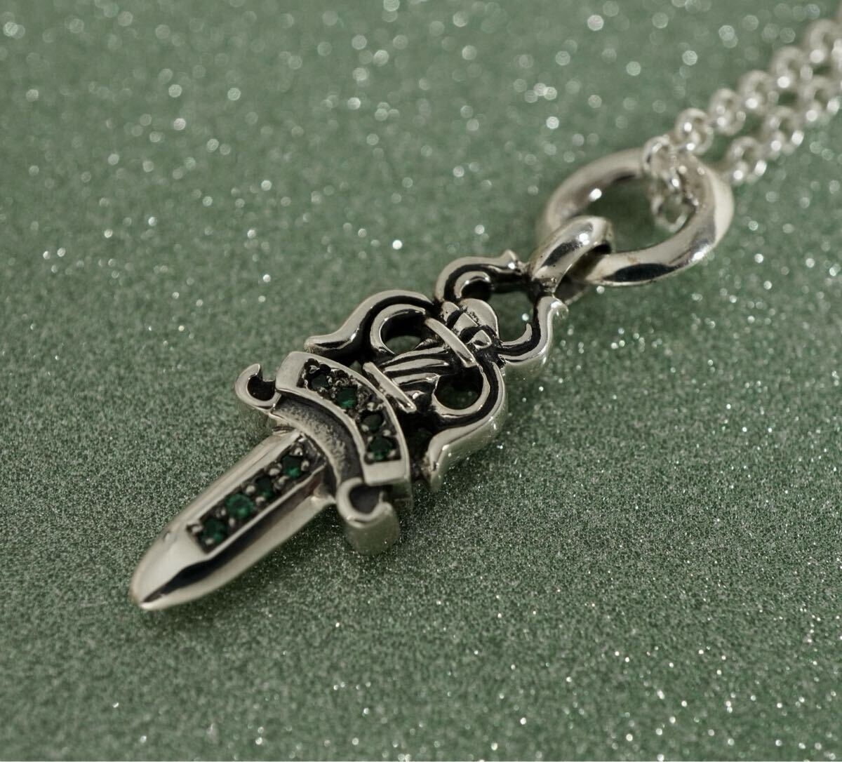 クロムハーツ/ダガーチャーム/エメラルドパヴェ/ロールチェーン/新品加工/CHROME HEARTS/1円から