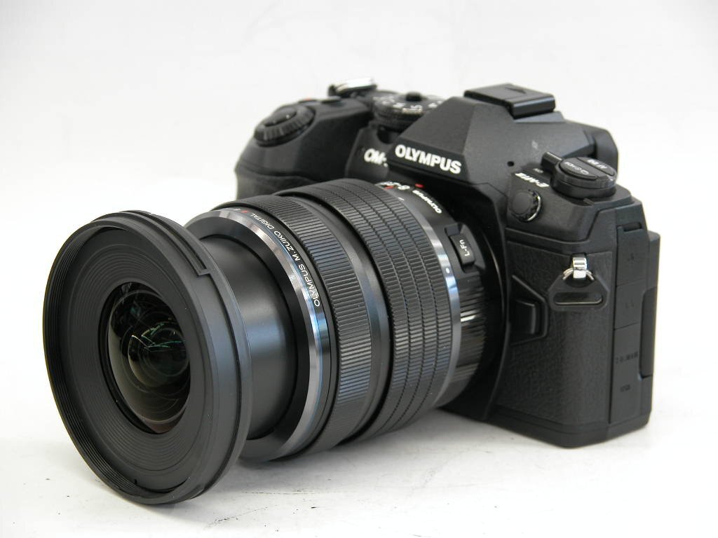 ★☆オリンパス OM-D E-MI-Ⅱ 8-25 F4 新同☆★