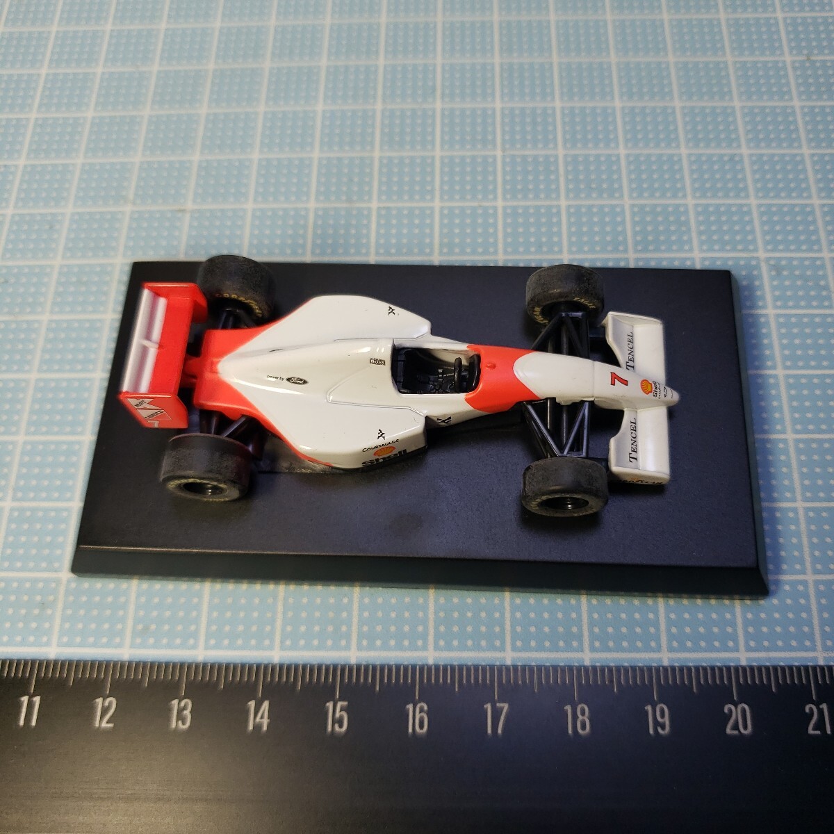 京商 1/64 マクラーレン ミニカーコレクション マクラーレンF1 MP4/8 McLaren KYOSHO