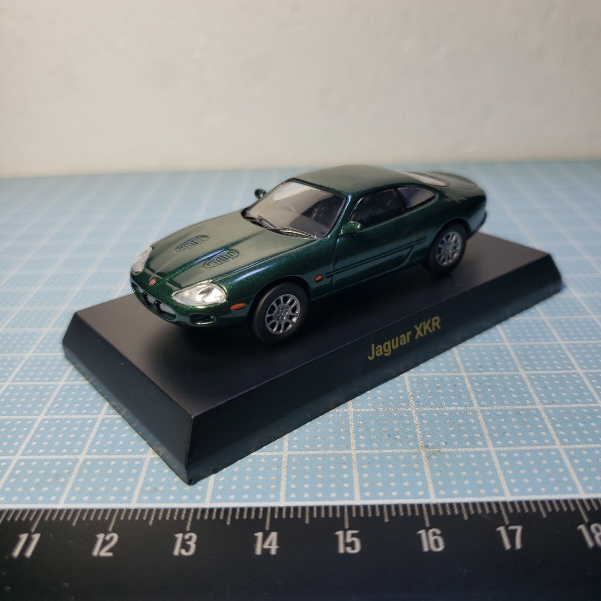 京商 1/64 ブリティッシュカー ミニカーコレクション JAGUAR XKR