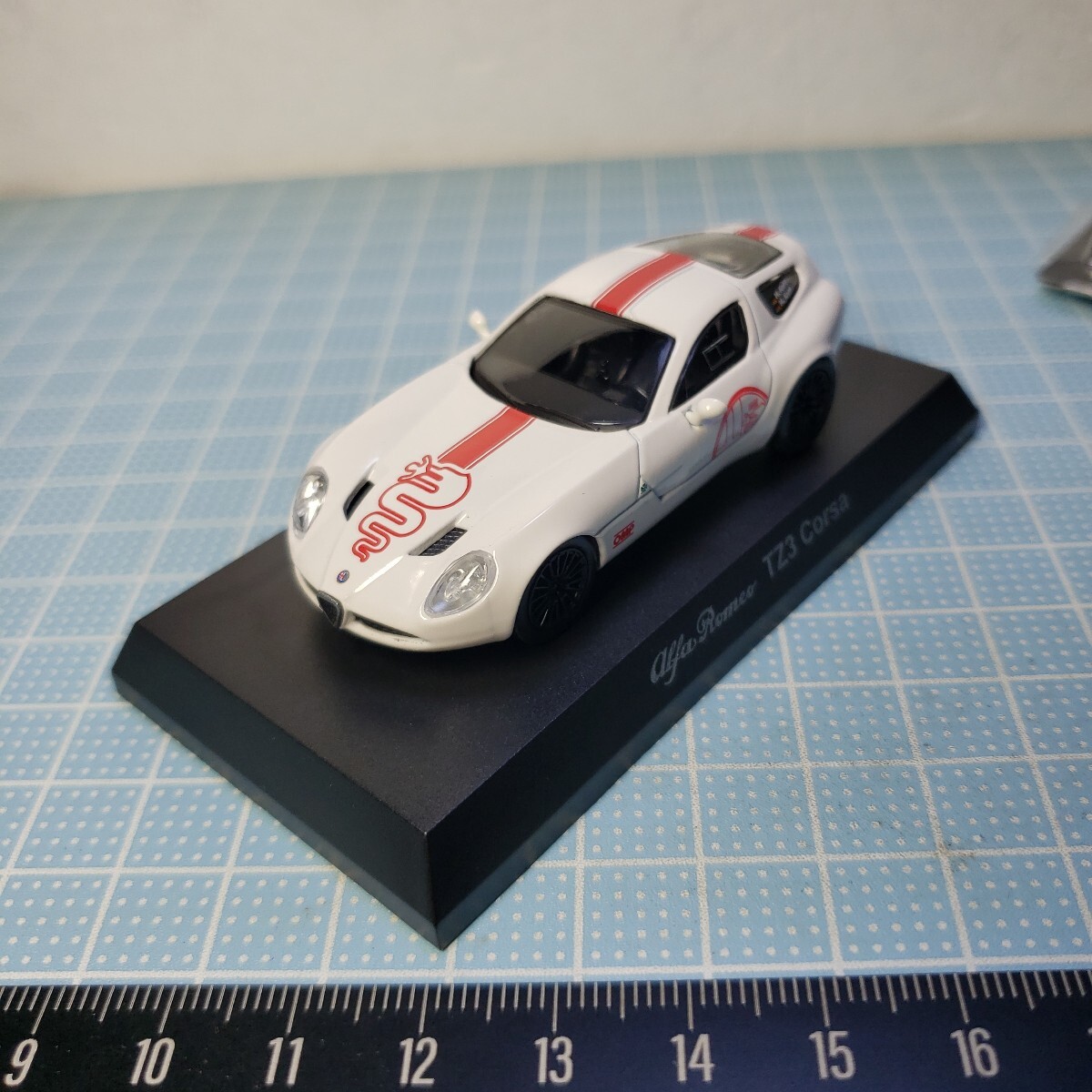 京商 1/64 アルファロメオ ミニカーコレクション アルファロメオ TZ3 コルサ