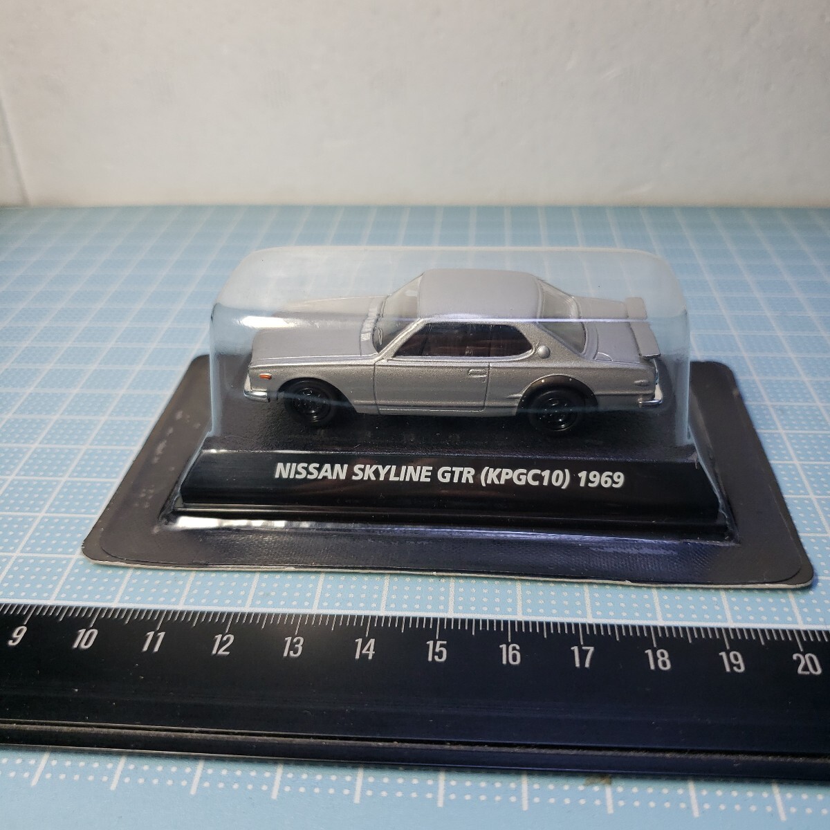 コナミ 1/64 絶版名車ミニカーコレクション 日産 スカイライン GT-R (KPGC10) 1969 シルバー