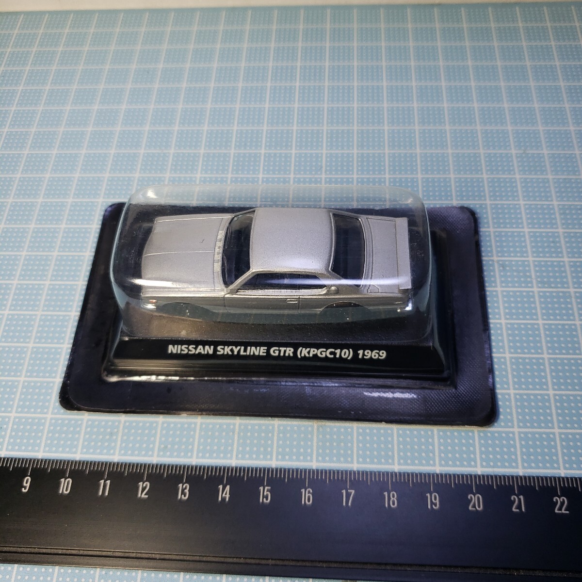コナミ 1/64 絶版名車ミニカーコレクション 日産 スカイライン GT-R (KPGC10) 1969 シルバー