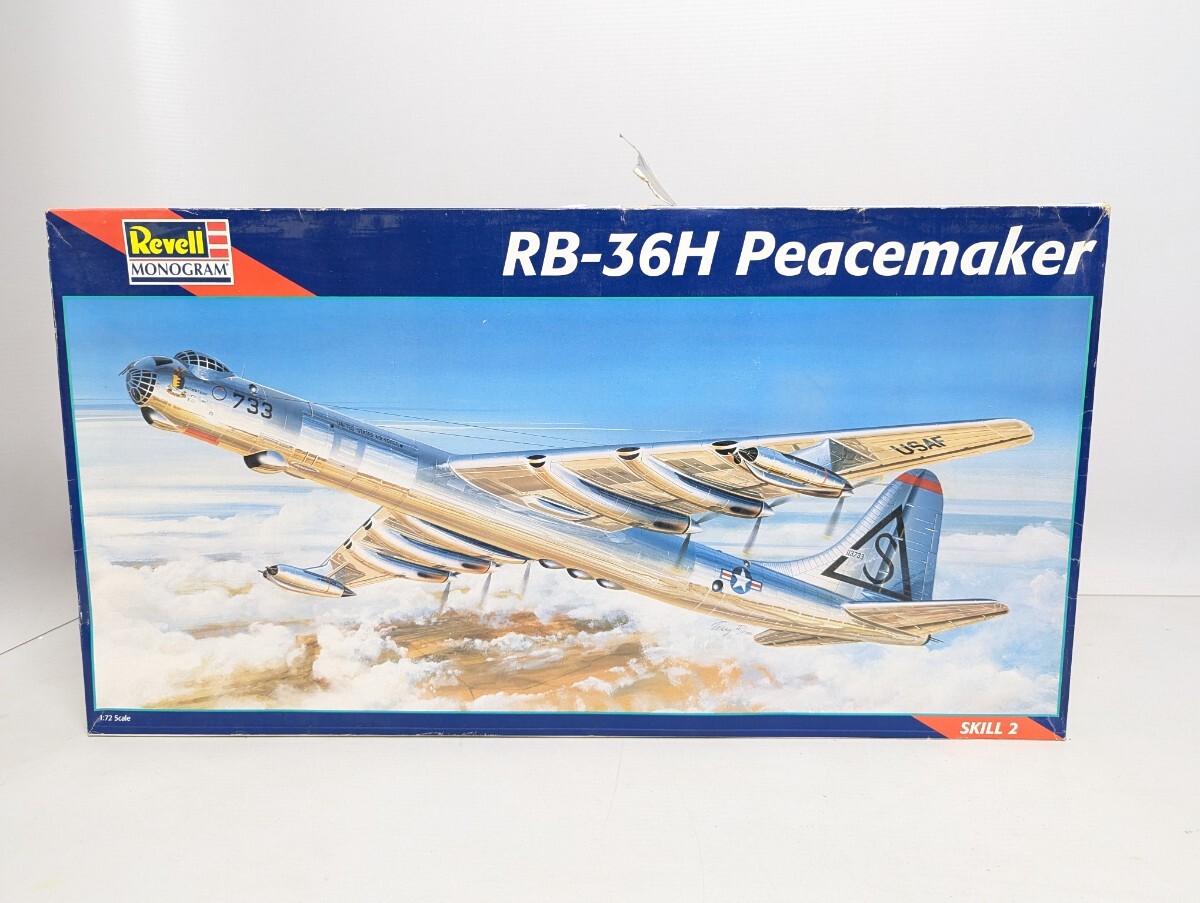 # не собран Revell Revell 1/72 RB-36H The Peacemaker .. машина пластиковая модель #