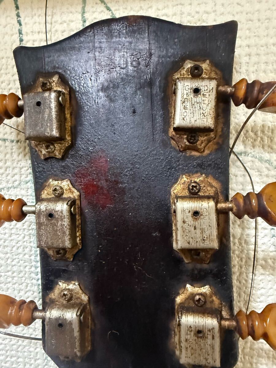 Gibson Les Paul Deluxe электрогитара 
