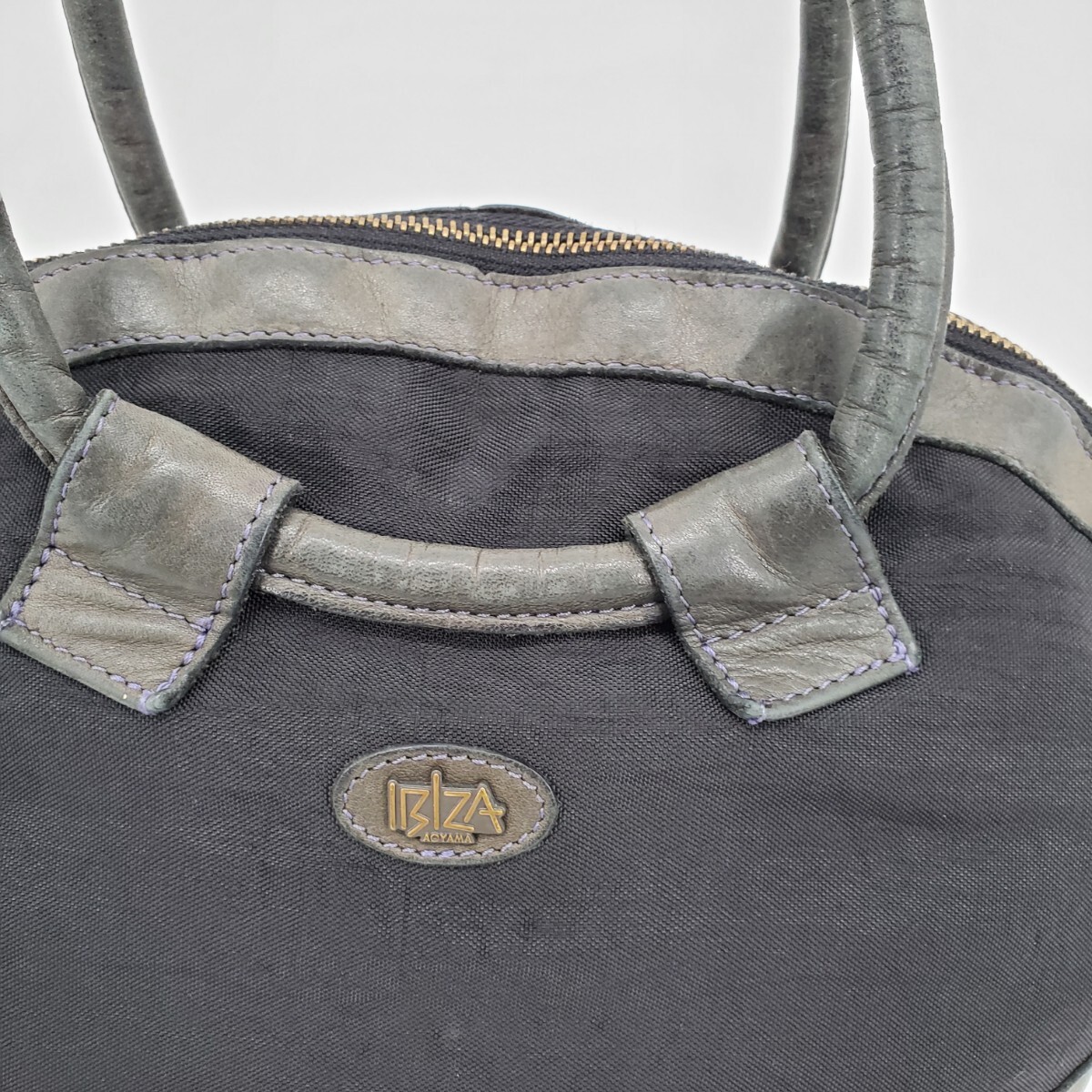 ＊b 【シンプルかつ上品】 イビサ IBIZA レザー ナイロン 里地総柄 ハンドバッグ トートバッグ 手提げ 肩掛け カバン