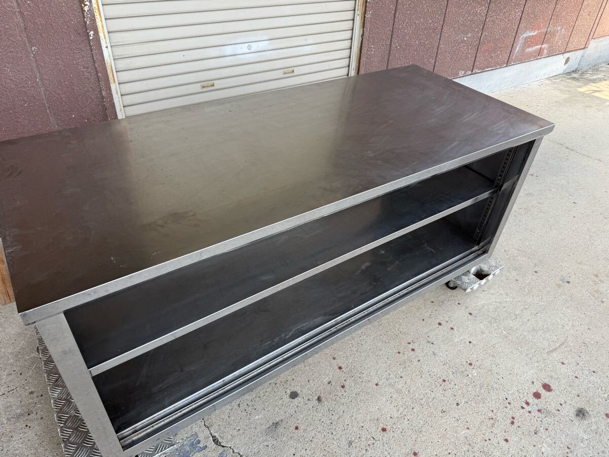 業務用　ステンレス　 作業台　両面式　調理台　盛り付け台　1800×750×840 ステンレス台　中棚1枚　扉なし　アジャスター調整不可　 _画像2