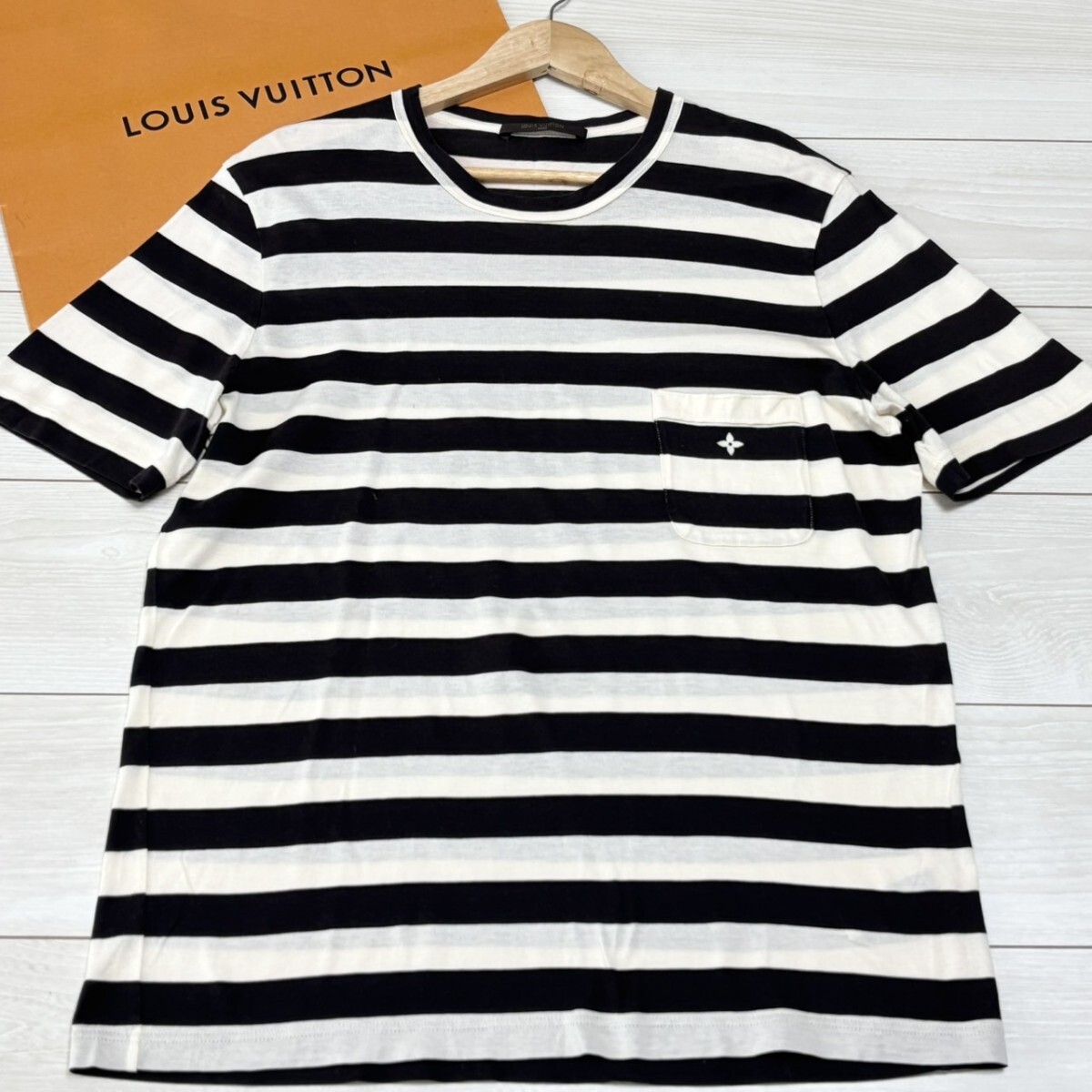 極美品/Lサイズ●LOUIS VUITTON ルイヴィトン ボーダー 胸ポケット Tシャツ 半袖 ワンポイントロゴ クリームアイボリー ブラウン メンズ