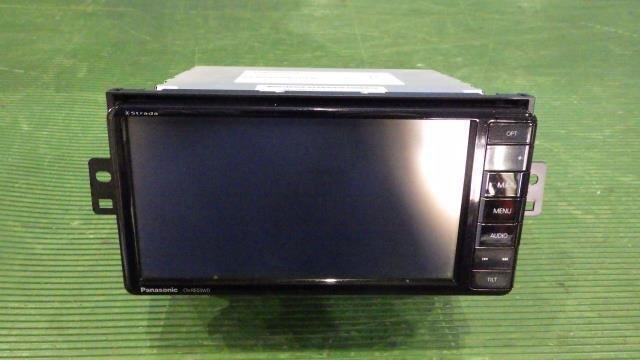 【宮城 塩釜発】中古 カーナビゲーション タント DBA-L375S 社外品 Strada（ストラーダ） CN-RE03WD 7インチ 地図2016年