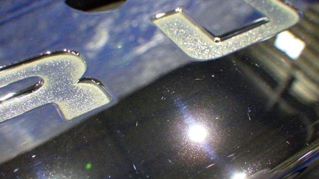 【宮城 塩釜発】中古 バックドアガーニッシュ サンバー EBD-TV2 純正品 100415