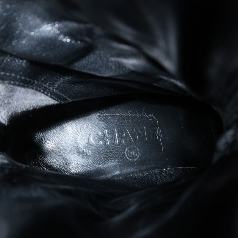 GR6589△イタリア制 CHANEL シャネル マトラッセ レザー バックジップ チェーン ポインテッドトゥ ショートブーツ 靴 ブラック サイズ34.5