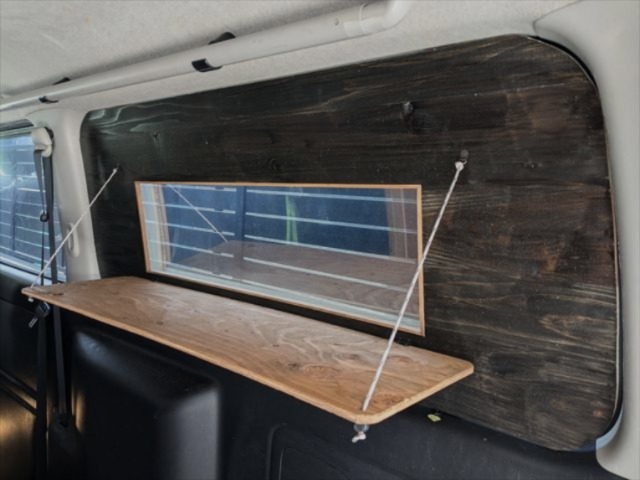 改良! ハイエース 人気の木目ウインドウパネル 窓パネル 車中泊 Vanlife ハイエース 200系 ウインドウパネル 小窓あり仕様 両側 窓埋め