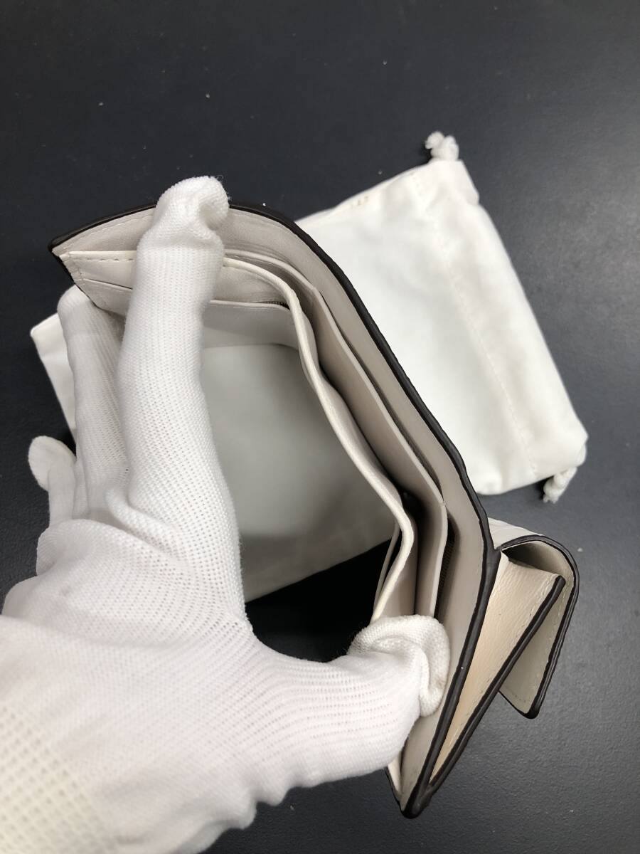 HB3803　クロコダイル 財布 小銭入 カード入 ワニ革 三つ折り財布 コンパクトウォレット レザー 箱付き 未使用品