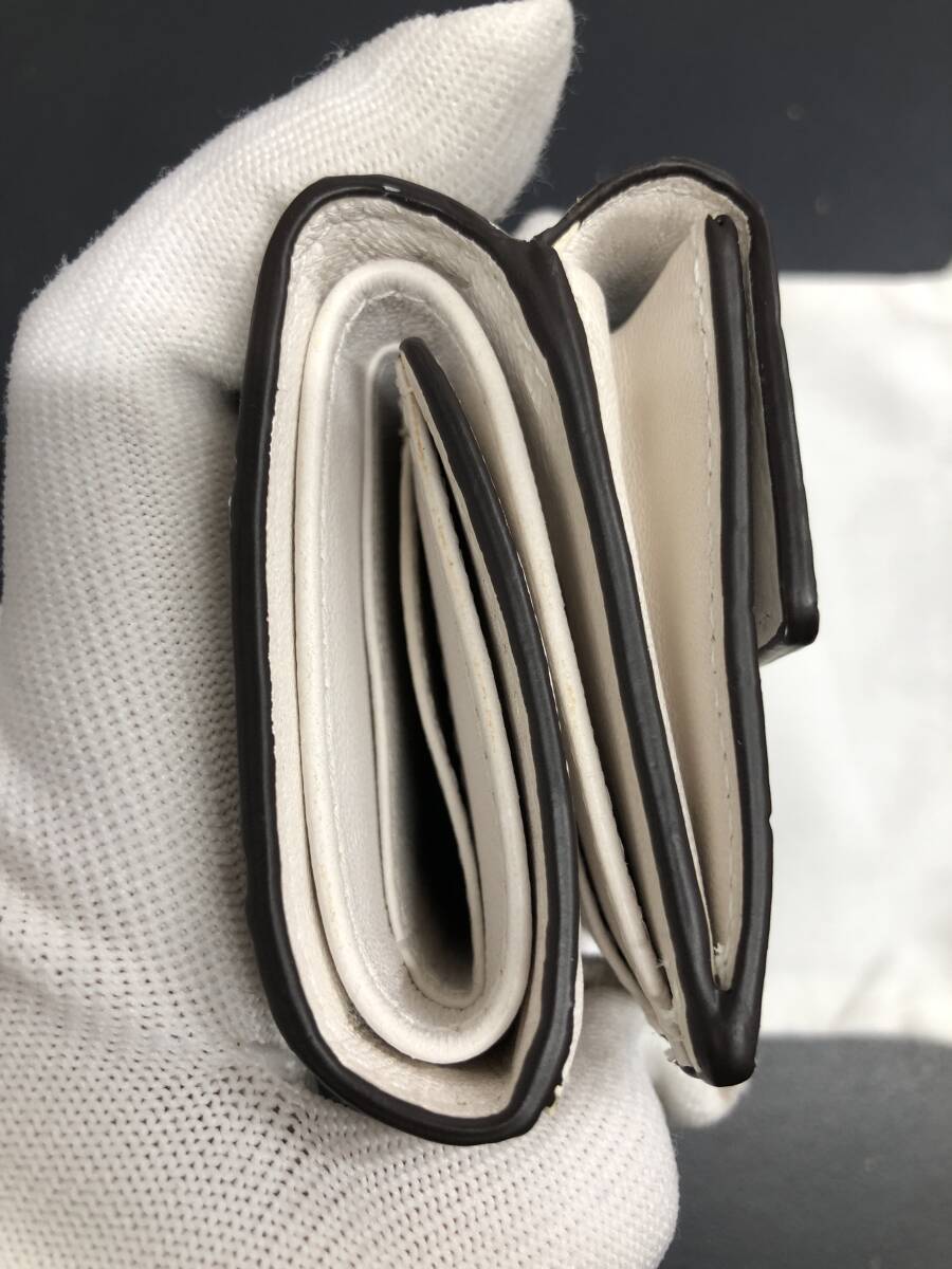 HB3962　クロコダイル 財布 小銭入 カード入 ワニ革 三つ折り財布 コンパクトウォレット レザー 箱付き 未使用品