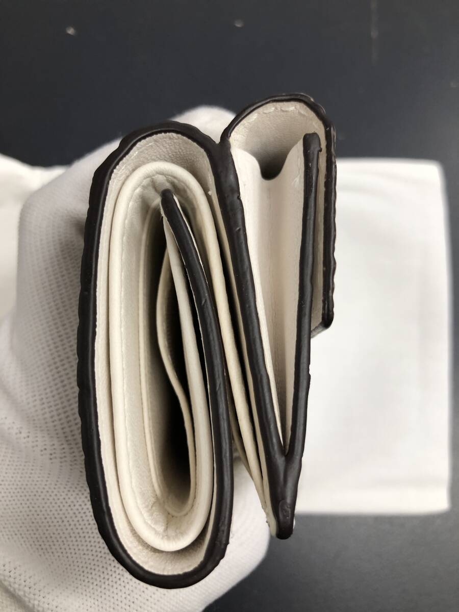 HB3964 クロコダイル 財布 小銭入 カード入 ワニ革 三つ折り財布 コンパクトウォレット レザー 箱付き 未使用品_画像3