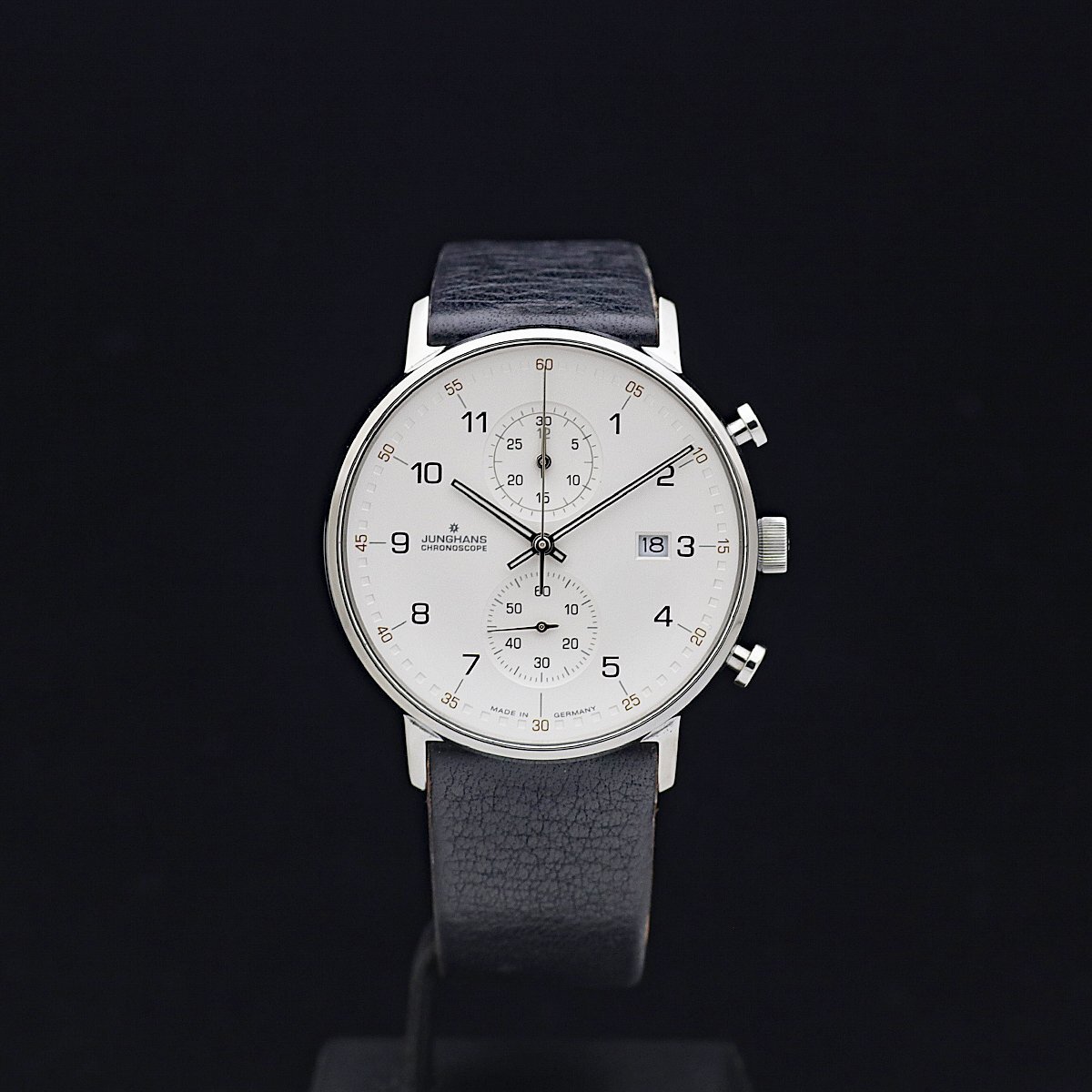 美品 JUNGHANS ユンハンス フォームC クロノグラフ 041/4771.00 SS メンズ クォーツ 白文字盤 箱保取タグ 定価10.7萬