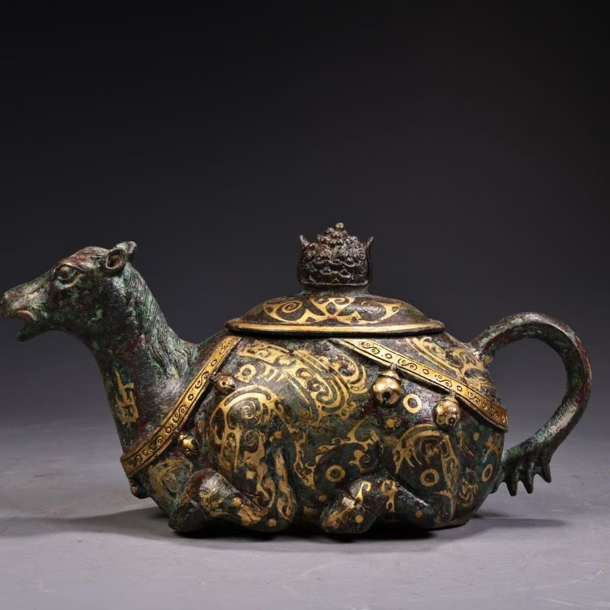 a20旧家収蔵 中国古玩 錯金 青銅器 馬壺 置物(銅製)｜売買された