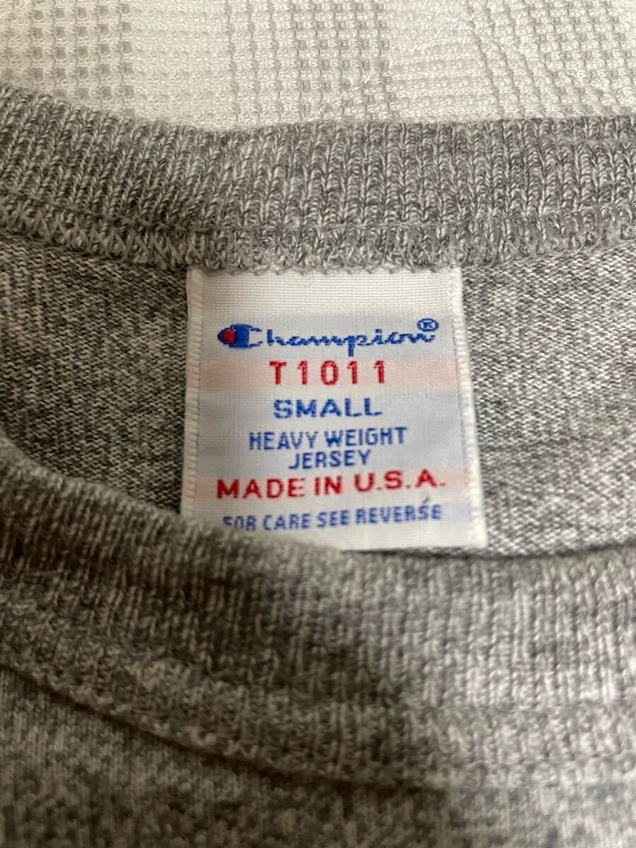 ① 美品 USA制 チャンピオン T1011 Champion グレー 灰 プリント Tシャツ ポケット ポケT アメリカ 米國 リバースウィーブ 1011 M L 古著