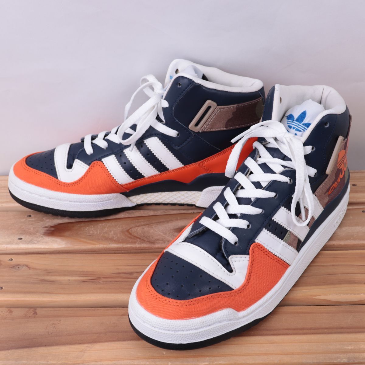 z9717 アディダス フォーラム ミッド RS XL US8 26.0cm/紺 ネイビー オレンジ カモフラ柄 adidas FORUM MID RS XL メンズ スニーカー 中古