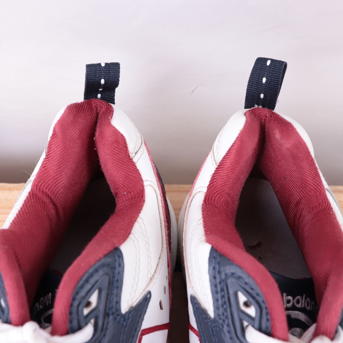 z9875[608] New balance US8.5 26.5cm/ белый белый темно-синий wine red newbalance мужской спортивные туфли б/у 