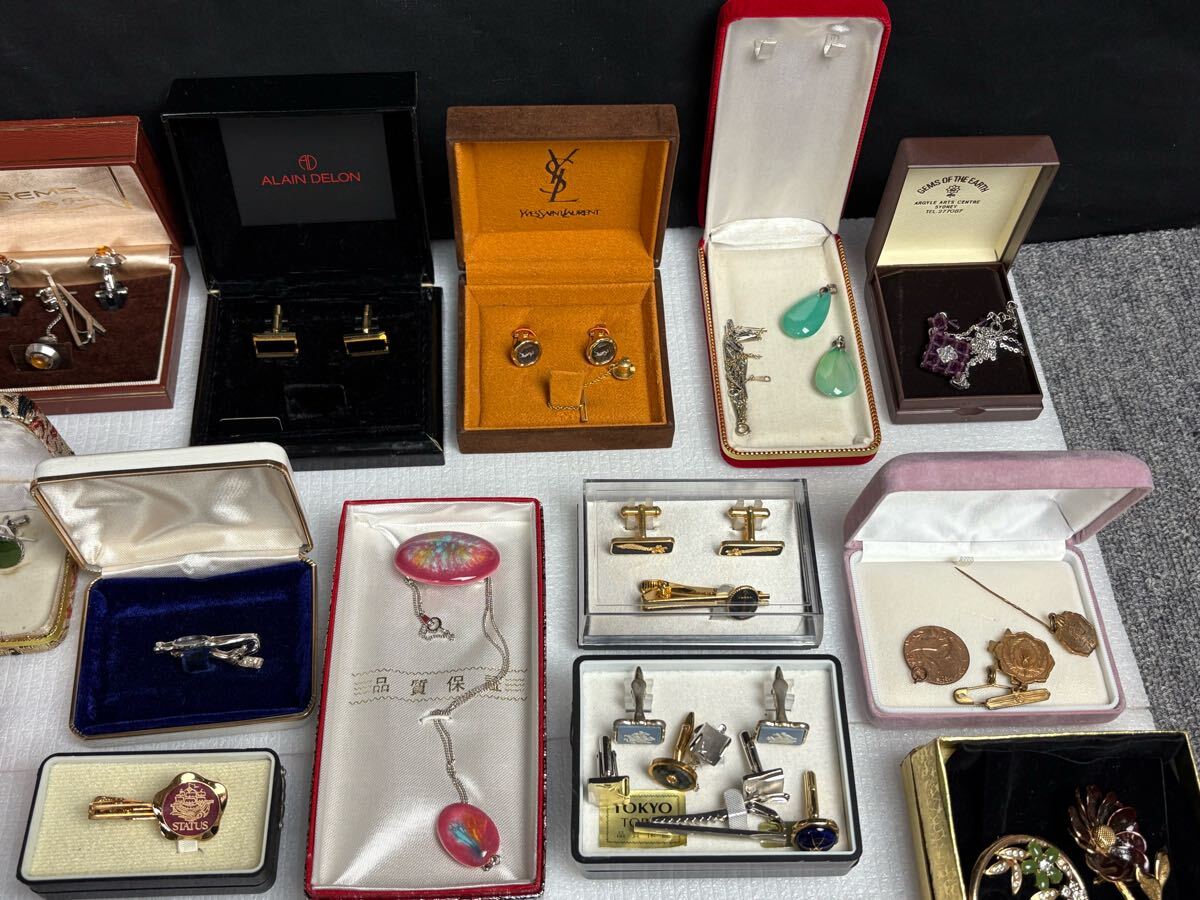 遺品整理 生前整理】 ネックレス イヤリング カフス 他