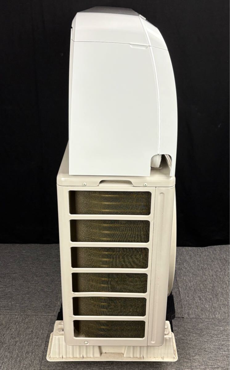 內(nèi)260 TOSHIBA 東芝ルームエアコン『RAS-J251RY』ホワイト　2022年制 リモコン、背板、説明書付き　ポンプダウン済み 主に8畳用