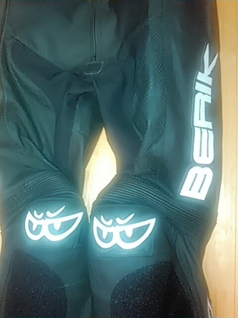 未使用/2024モデル/BERIK/BLACK/10126/サイズ/50/M～L/定価90000円/ツナギの下/レザーパンツ/ツーリング/峠/ジムカーナ