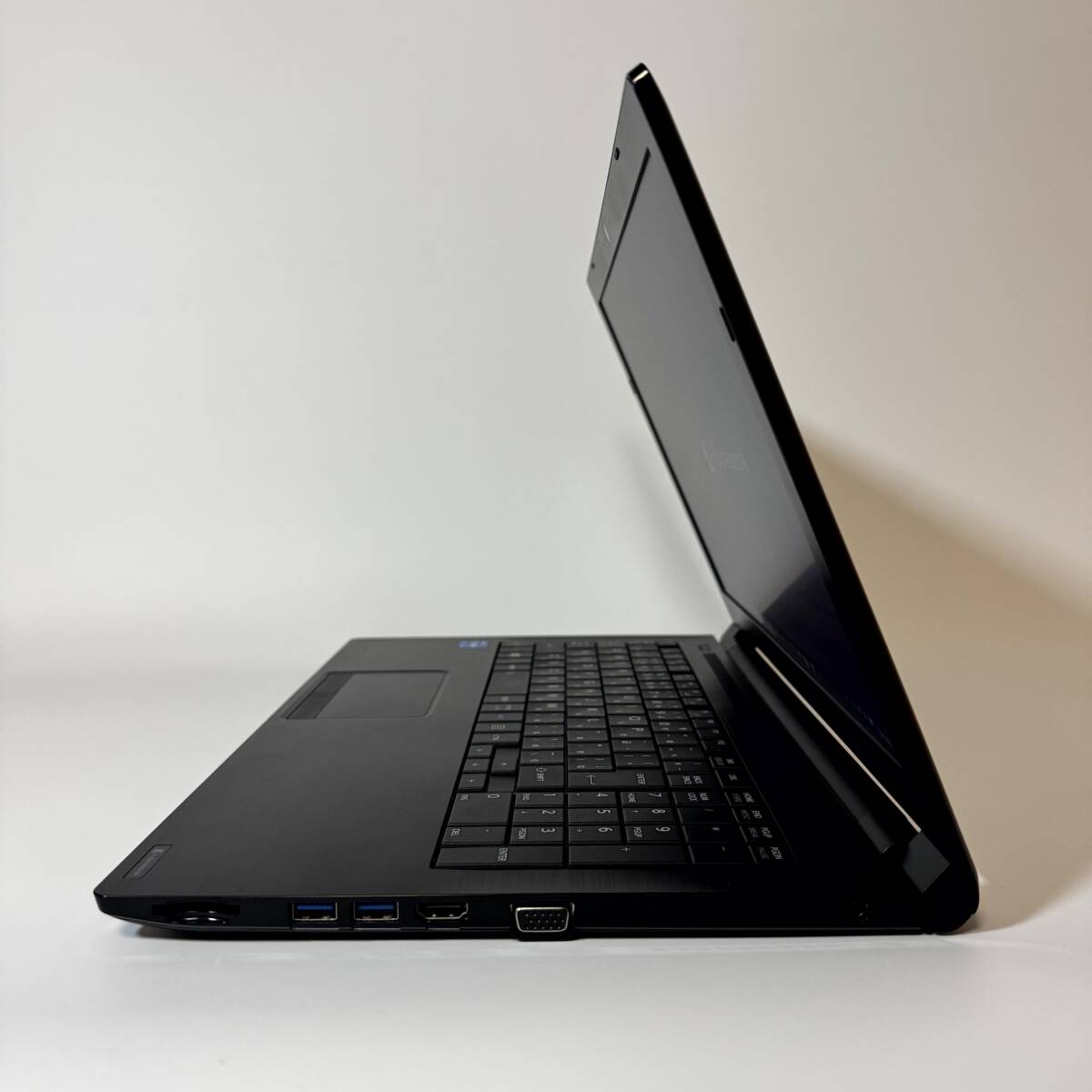 Dynabook/dynabook B65HS/Core i5-1135G7/第11世代/SSD256GB/メモリ8GB/Windows11/15.6インチ/管理番號:0112