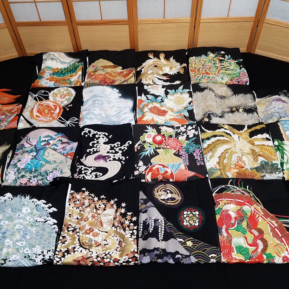 【京月花】T8 割と綺麗な正絹黒留袖30點■加賀友禪/京友禪/刺繍/金駒/金彩■