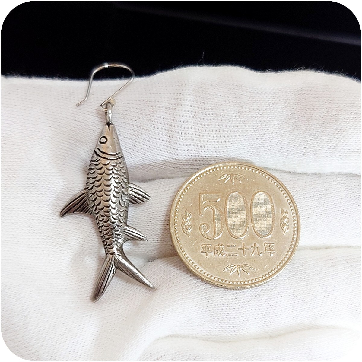 6307 SILVER925★訳あり★カレン族 お魚ピアス カレンシルバー925 フィッシュ fish サカナ さかな ハンドメイド 手彫り ヴィンテージ レア