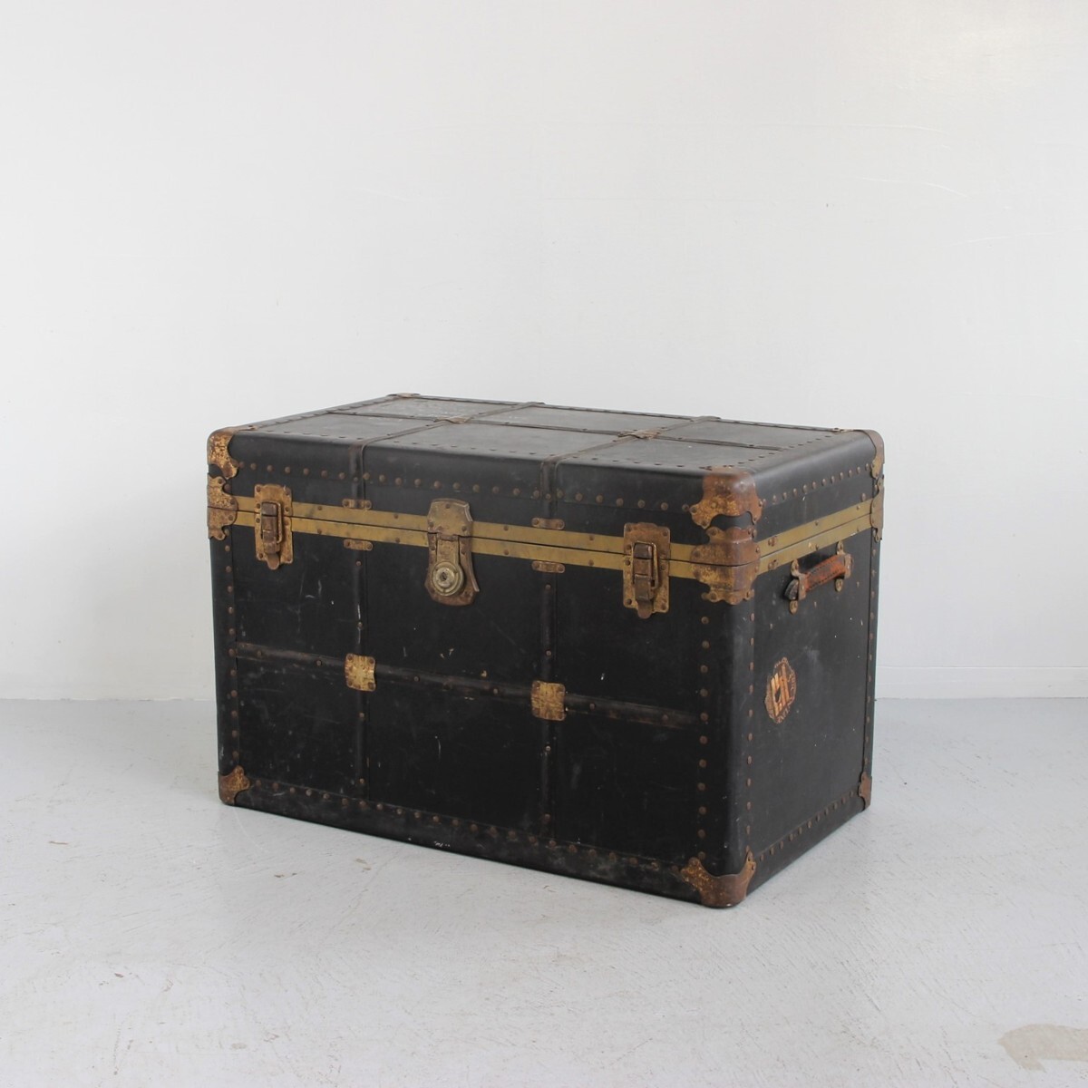 #2092　アメリカ　アンティーク　1930年代　トランク　ATKINSON&LONG MFG,CO.　TRUNKS　シッピングケース　運搬箱　什器　テーブル　NY