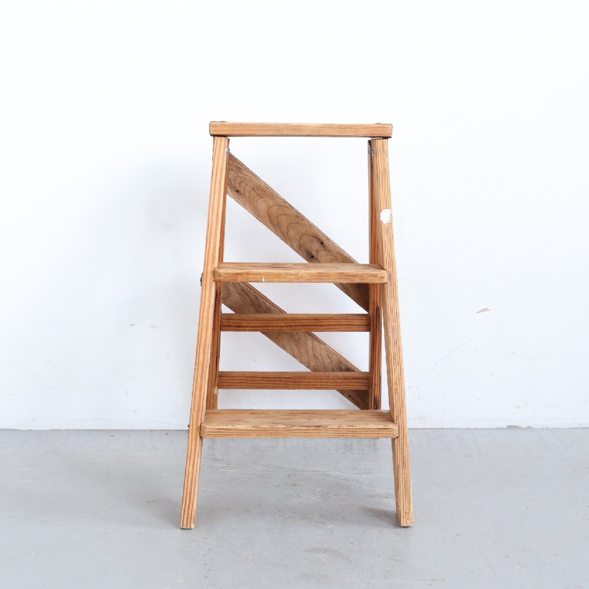 アメリカ ヴィンテージ 3段 腳立 / 木制ラダー stepladder ディスプレイ 店舗什器 ガーデニング アンティーク 雑貨＃702-18-202-42