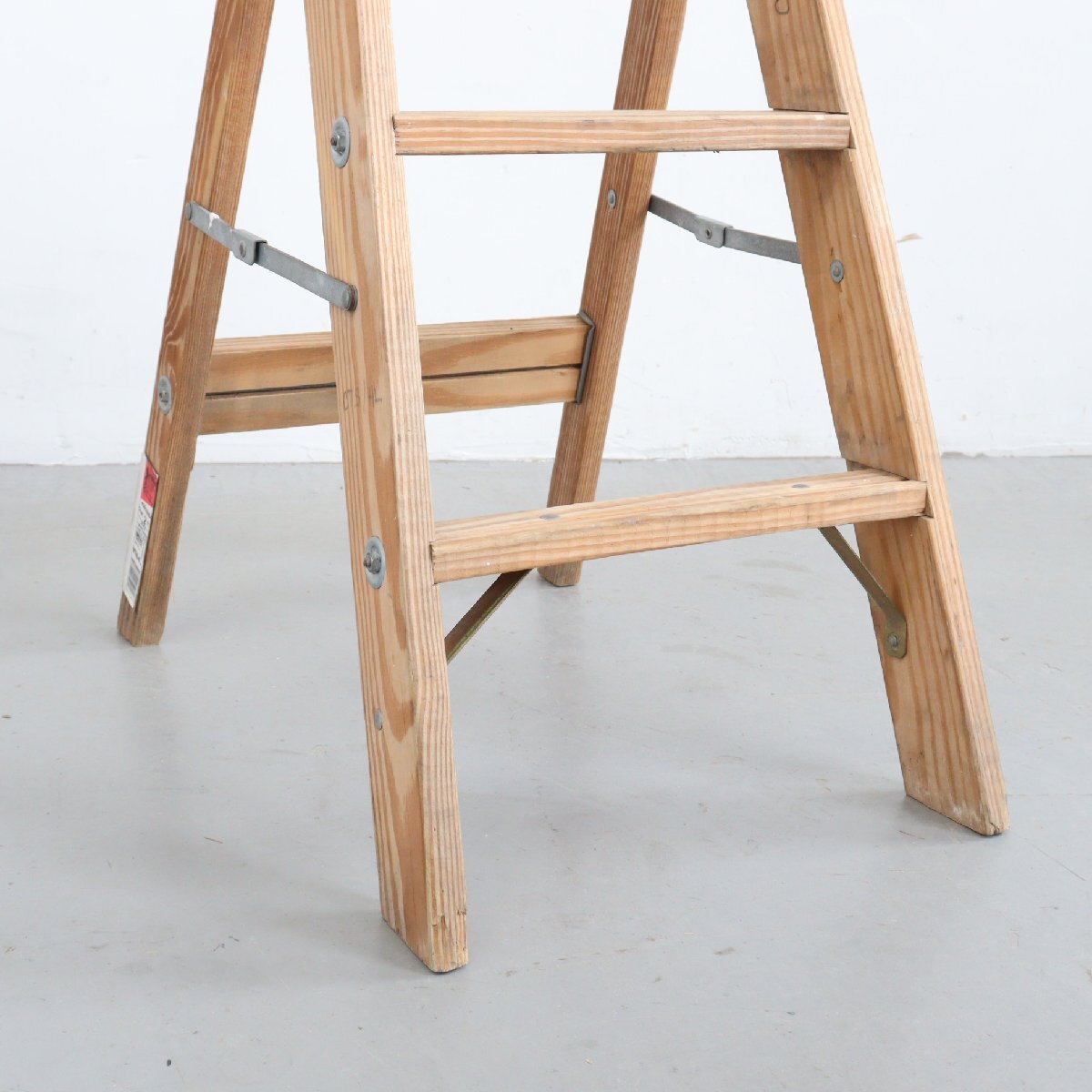 アメリカ ヴィンテージ 3段 腳立 / 木制ラダー stepladder ディスプレイ 店舗什器 ガーデニング アンティーク 雑貨＃702-18-202-46
