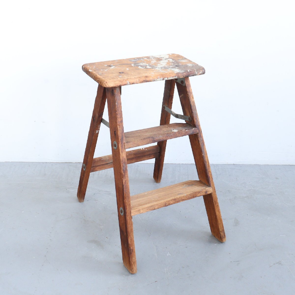 アメリカ ヴィンテージ old 3段 腳立 / 木制ラダー stepladder ディスプレイ 店舗什器 ガーデニング アンティーク 雑貨＃702-18-202-39