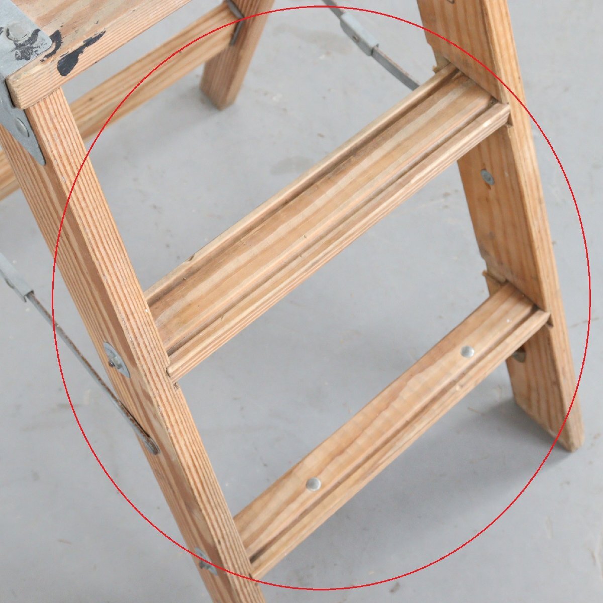 アメリカ ヴィンテージ 3段 腳立 / 木制ラダー stepladder ディスプレイ 店舗什器 ガーデニング アンティーク 雑貨＃702-18-202-46