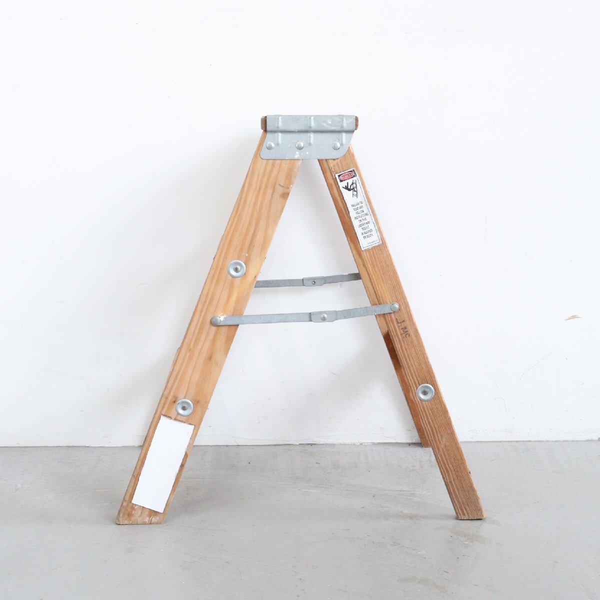 アメリカ ヴィンテージ 3段 腳立 / 木制ラダー stepladder ディスプレイ 店舗什器 ガーデニング アンティーク 雑貨＃702-18-202-46