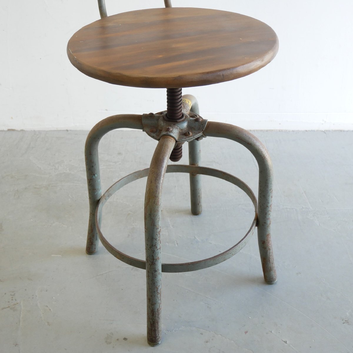 インダストリアル ヴィンテージチェア / アメリカ 工業デザイン