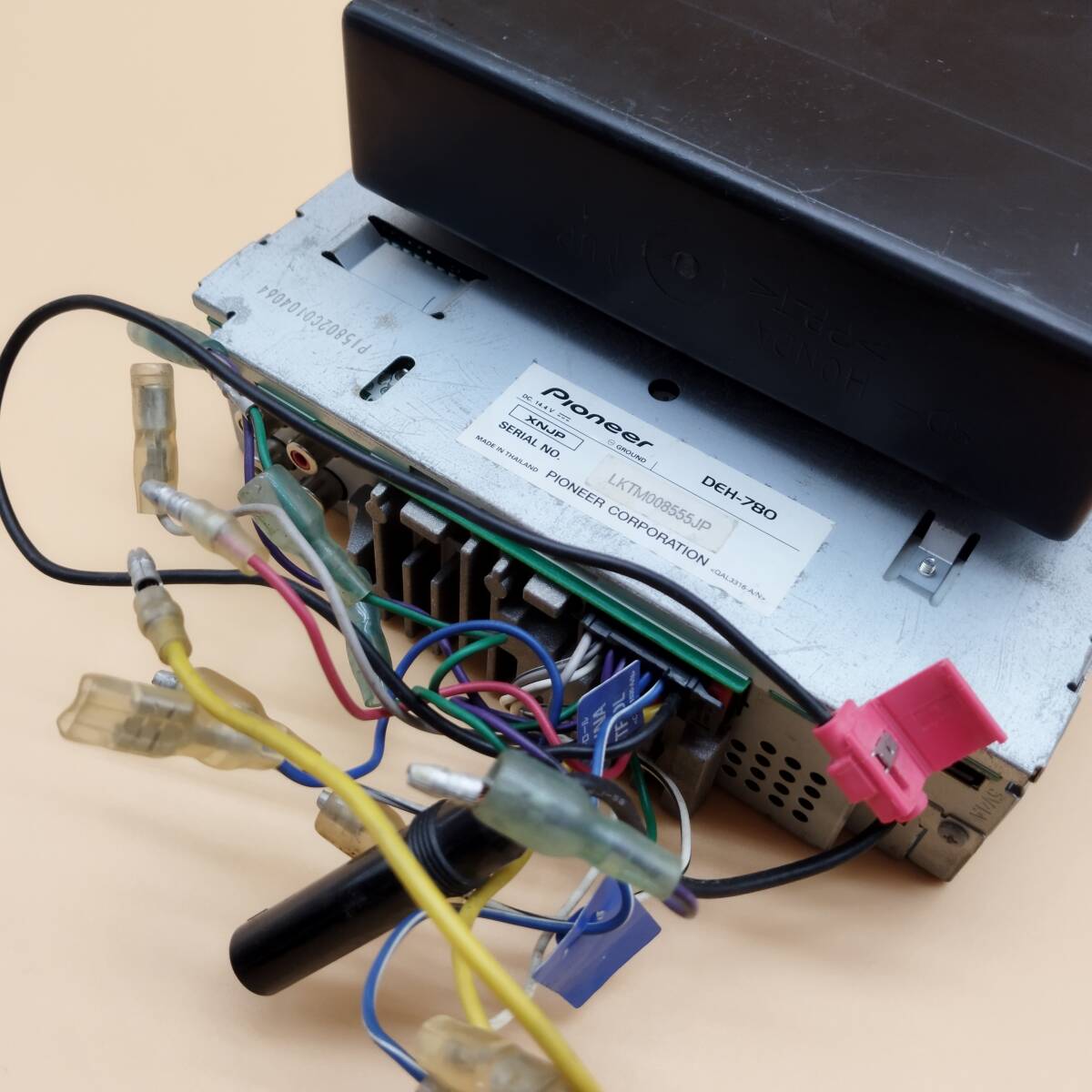 [s20268]Carrozzeria Carozzeria 1DIN CD плеер CD панель AM FM радио USB бардачок имеется DEH-780