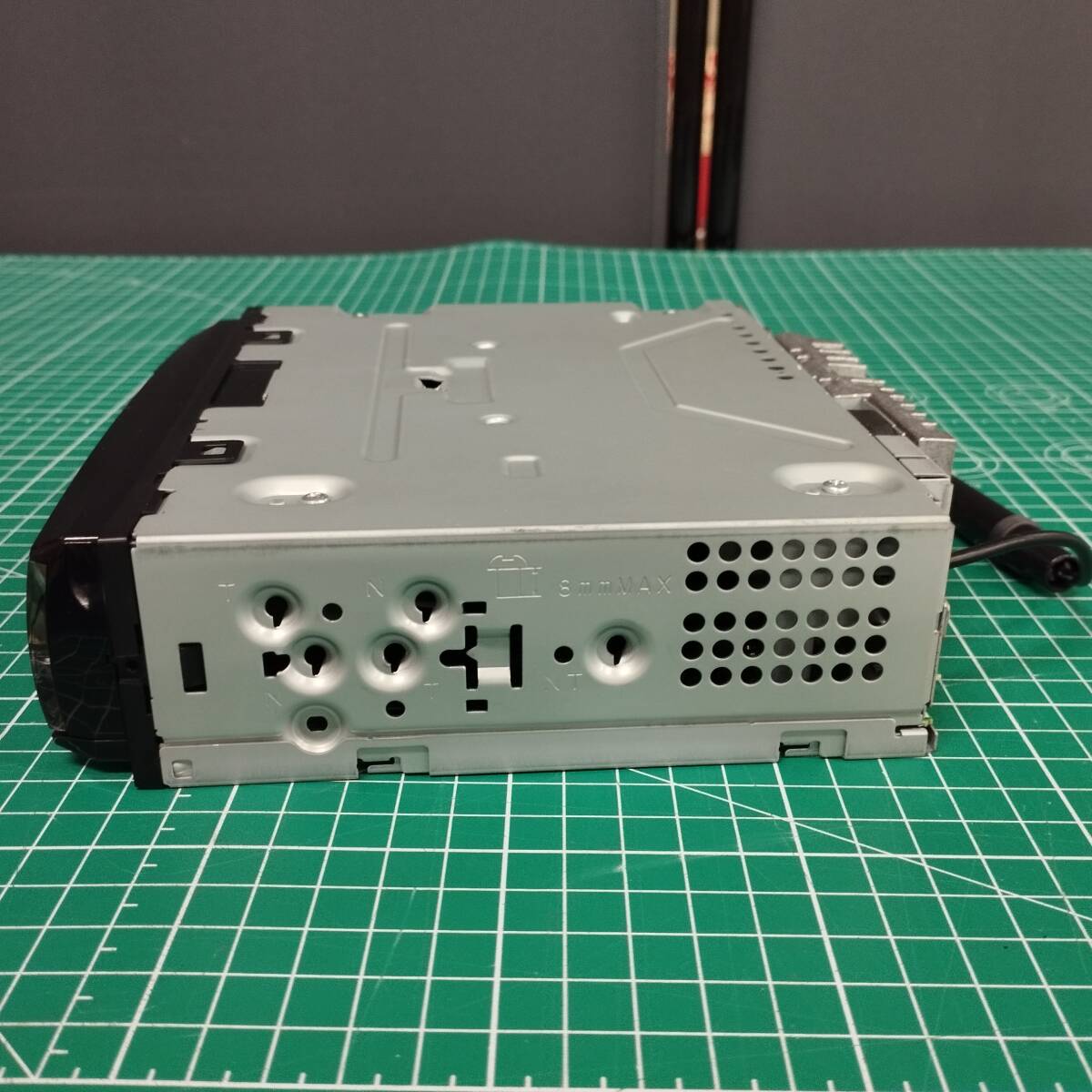 【s20251】パイオニア カロッツェリア カーAV AVメインユニット DEH-770 プレイヤー オーディオ デッキ リモコン 説明書付