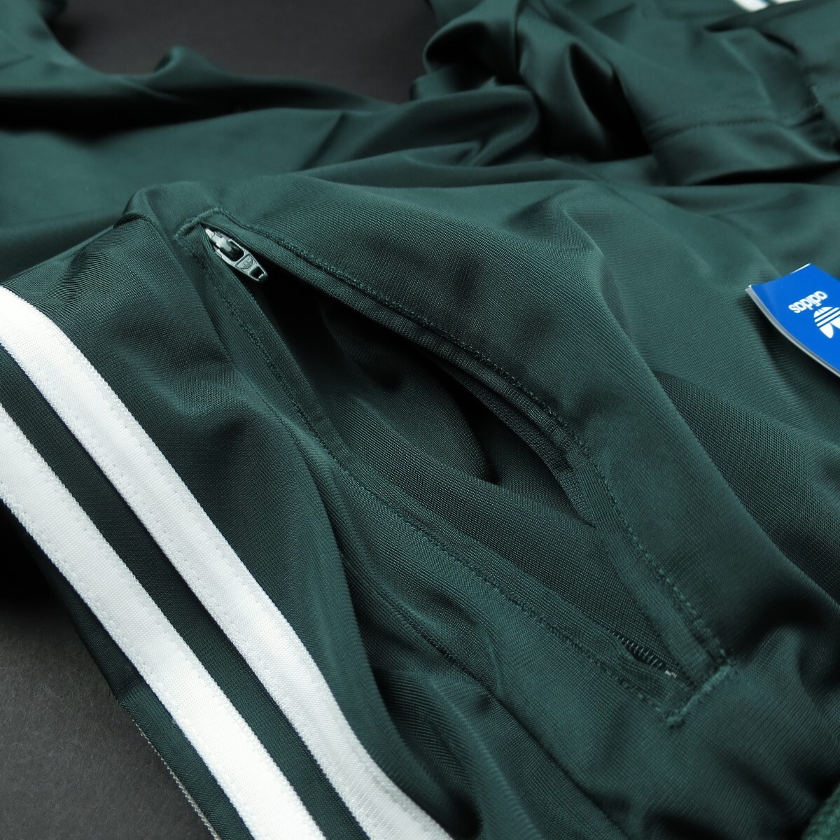 新品★アディダス オリジナルス/adidas/クラシックス アディブレイク トラックパンツ513/096緑/【L】