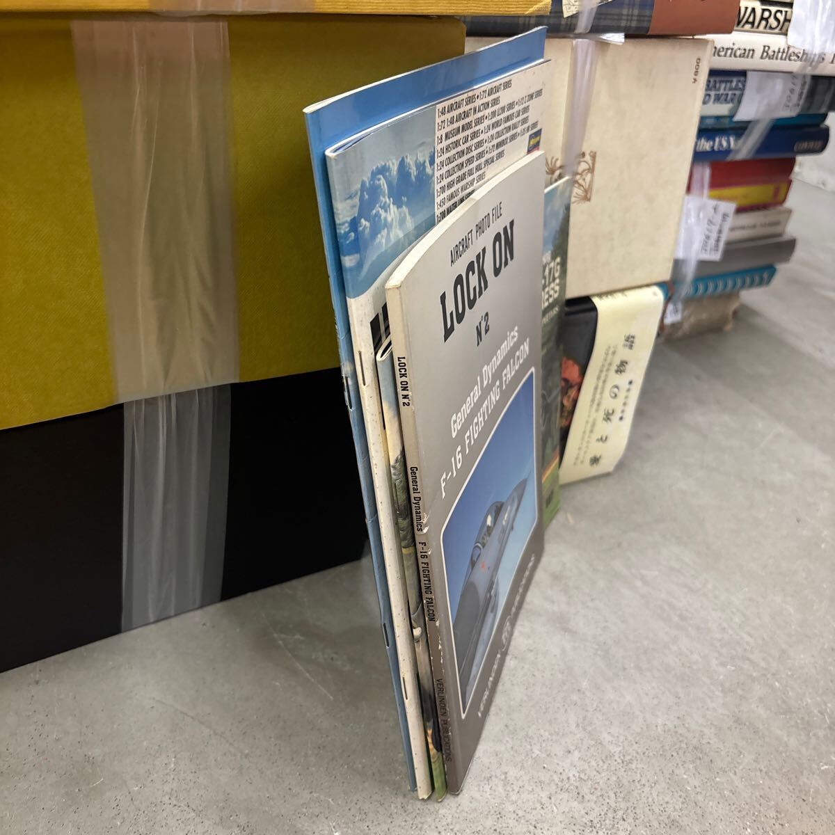 J0617-5.洋書まとめセット LOCK ON 他 航空 関連 飛行機(jī) 空軍 資料 jets 古本 海外 イギリス