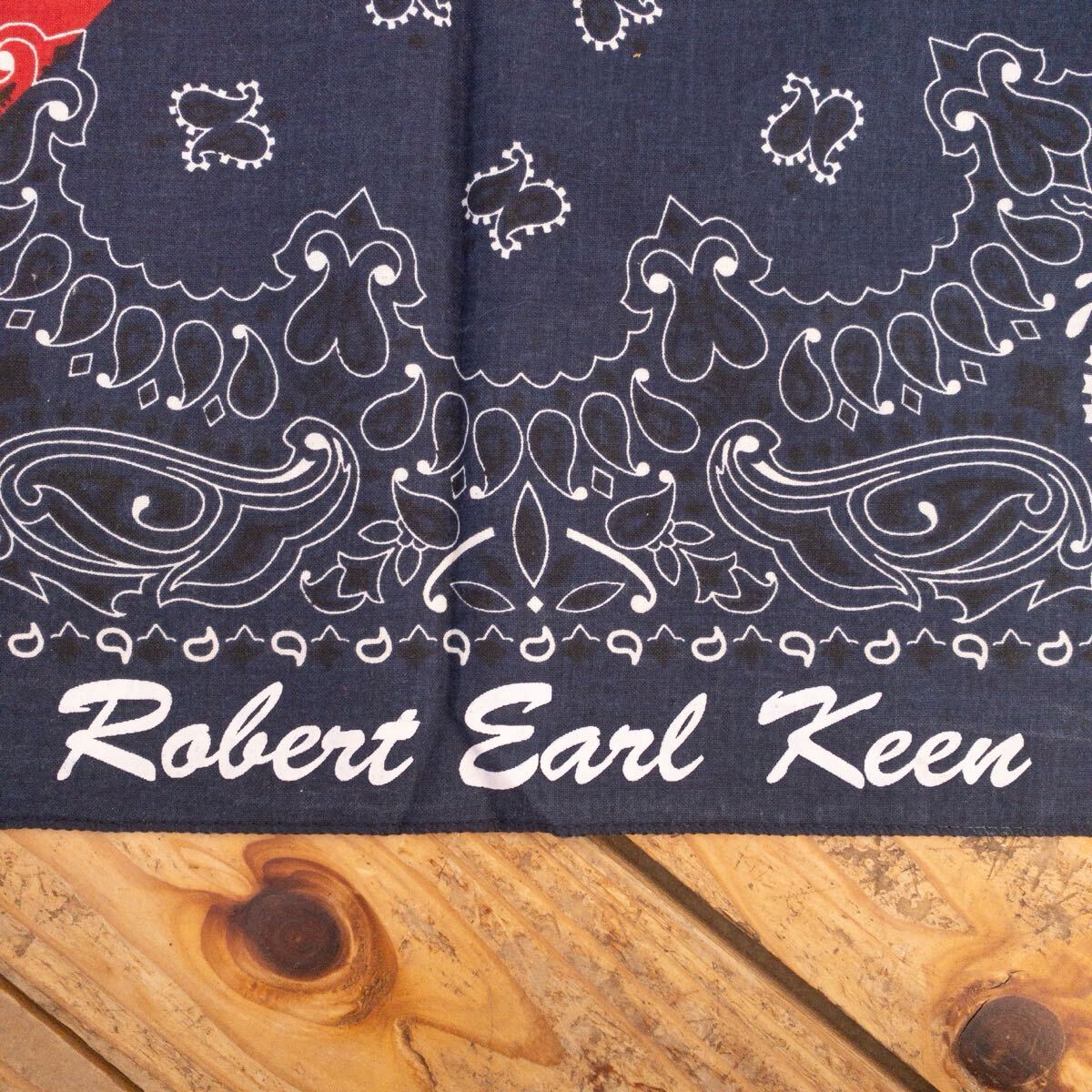 送料無料 Vintage バンダナ ハンカチ ペイズリー柄 アメリカ仕入れ ネイビー レッド ファッションコーデ 雑貨 ヴィンテージ A1568_画像3