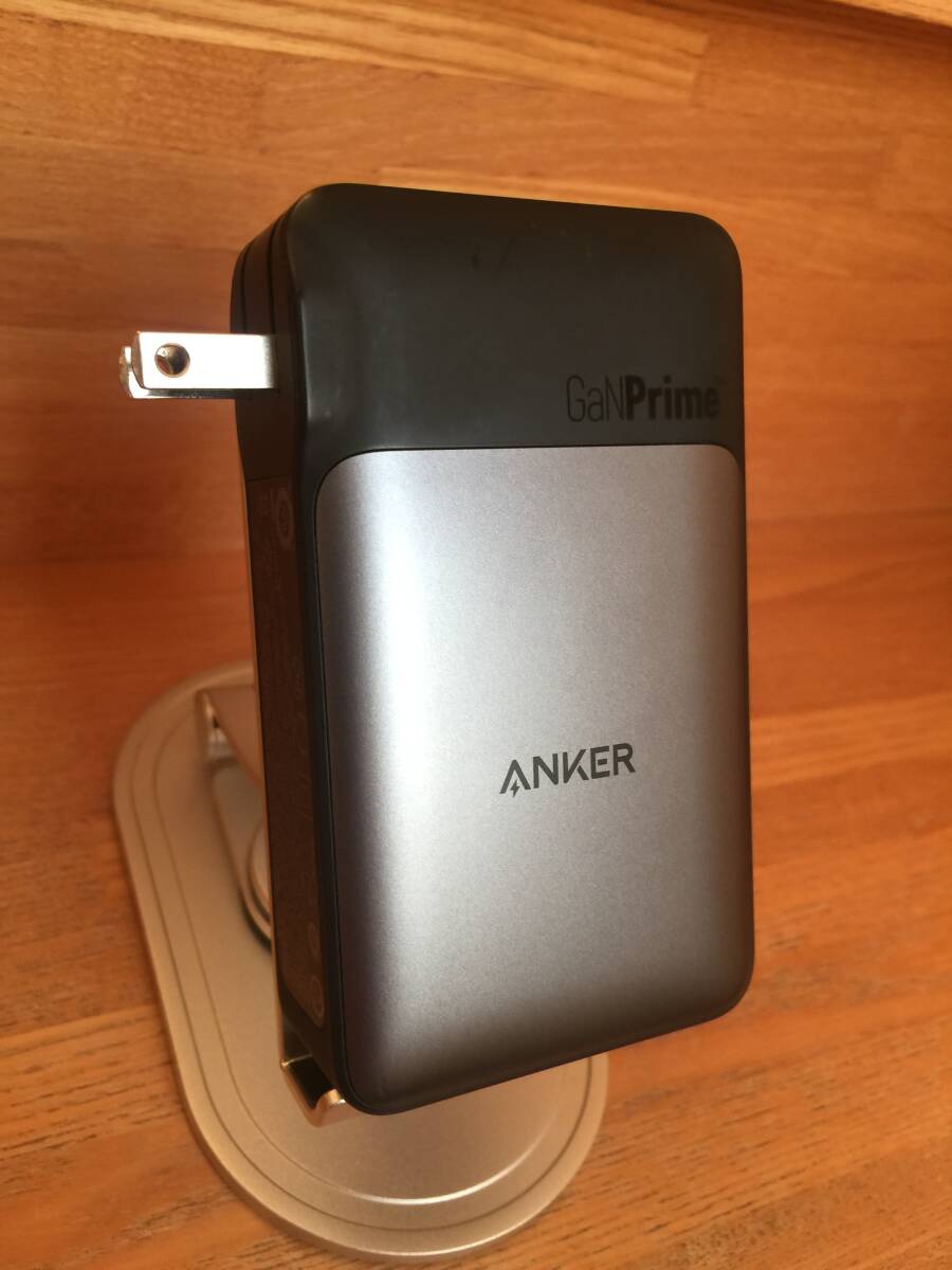 2 Anker モバイルバッテリー搭載 USB急速充電器 Anker 733 Power Bank（GaNPrime PowerCore 65W） 