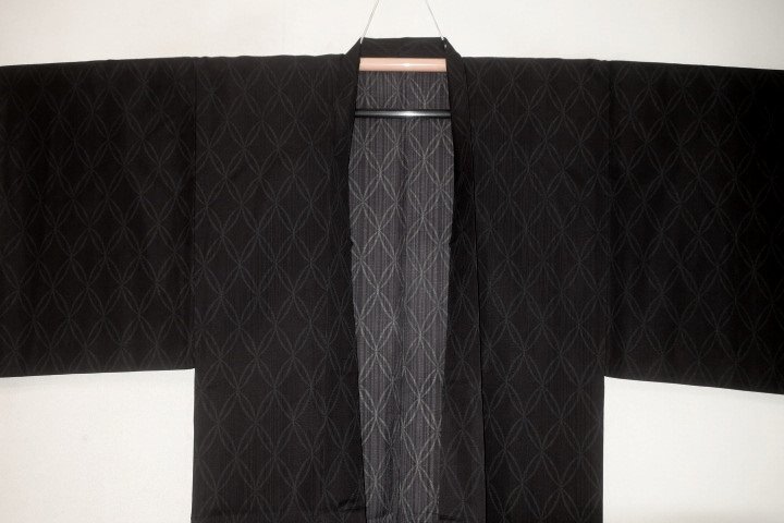 壱木2518 遠(yuǎn)州木綿男羽織 裄69丈91К壎黒地陰七寶紋 新品仕立て上がり 琉球筒袖十徳仕立て
