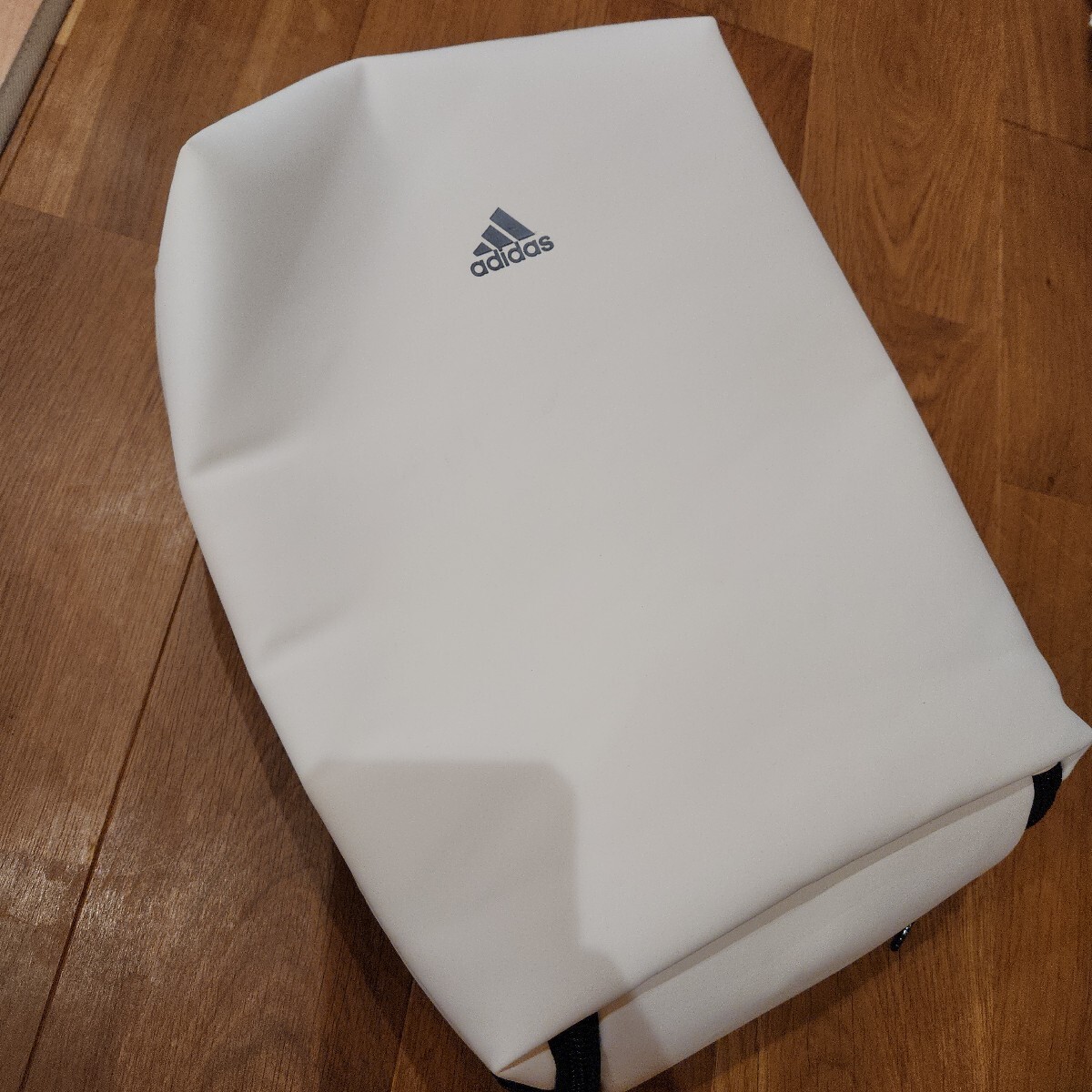 新品正規(guī)品 アディダス adidas ゴルフ ツアー アクセサリー バッグ カバン シューズバッグ シューズケース 白 ホワイト GM1395 1部キズあり