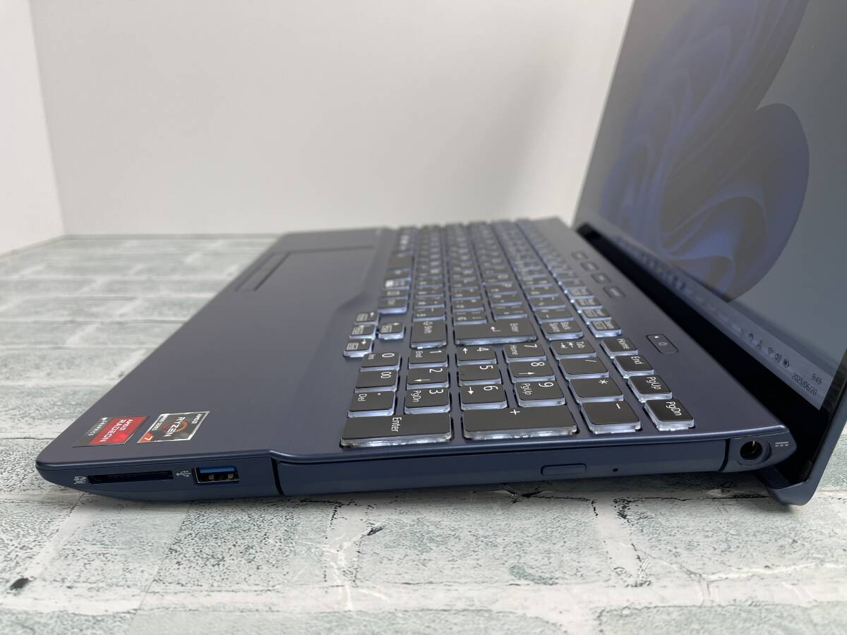 富士通 LIFEBOOK AH56/H2 ノートパソコン AMD Ryzen 7 7730U @ 2.00GHz メモリ16GB+SSD512GB+Blu-ray 15.6型FHD Win11 送料無料 N7J1015_画像4