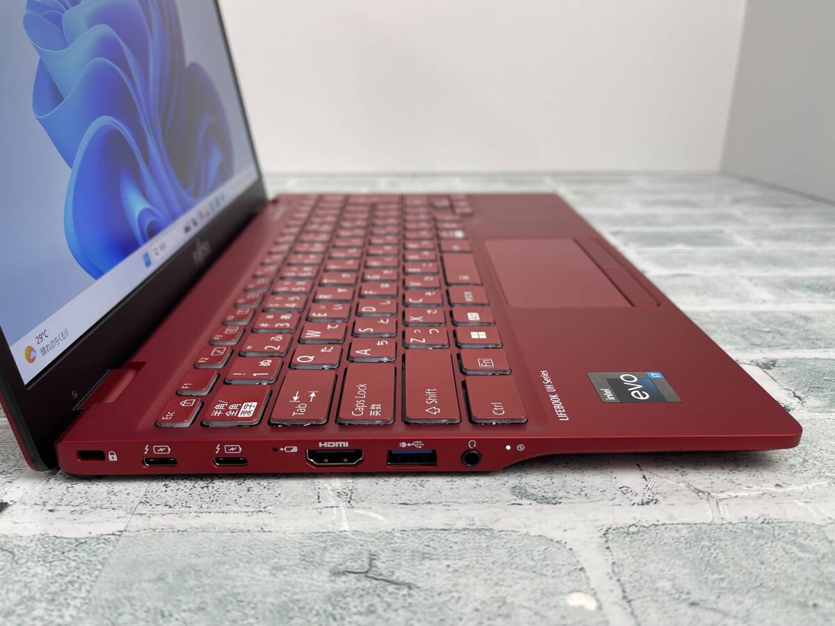 富士通 LIFEBOOK UH90/G2 超軽量 第12世代Intel Core i7-1255U メモリ8GB+SSD512GB Office2021 指紋認証 13.3型FHD Win11 送料無料 N7J1023_画像5