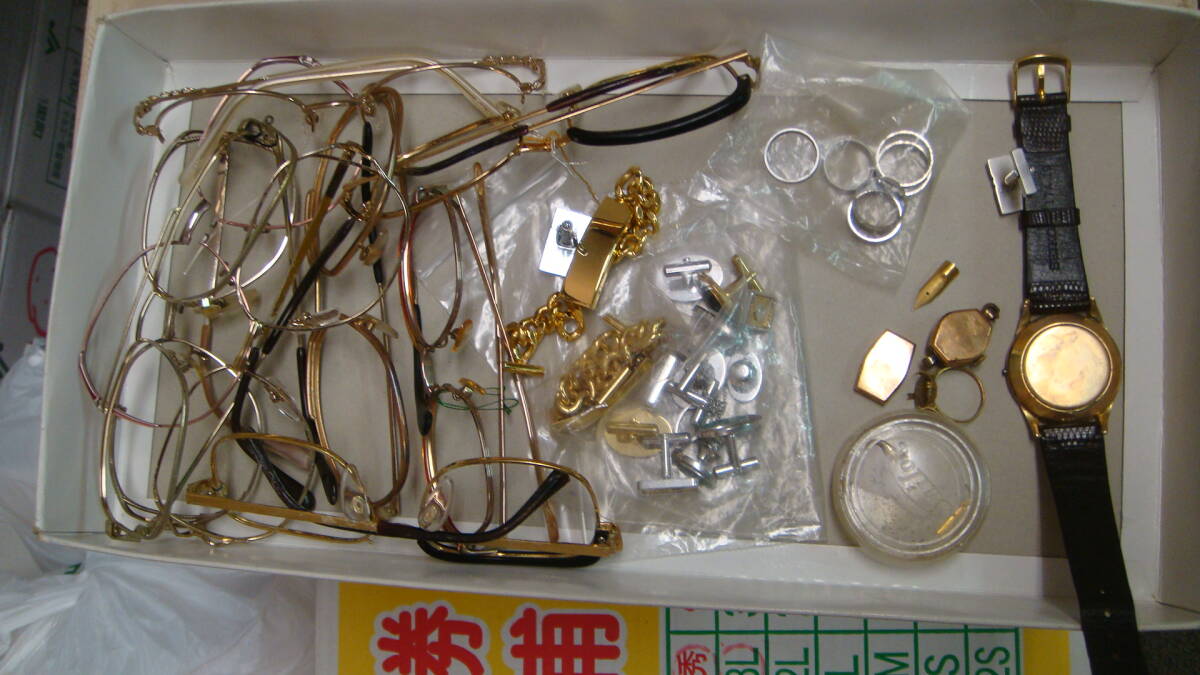 C144 K18ガワ時計刻印あり?Kペン先?指輪K18?GF?GP?メガネワク?銀925?ツブシ大量　時計店主の集めた金分析用ジャンク　1,000円から