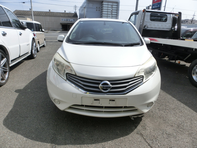 ★低與信型ローン 自社ローン 岡山 全國対応★ローンブラックOK 平成25年 日産 ノート 1.2 X DIG-S パールホワイト 84回