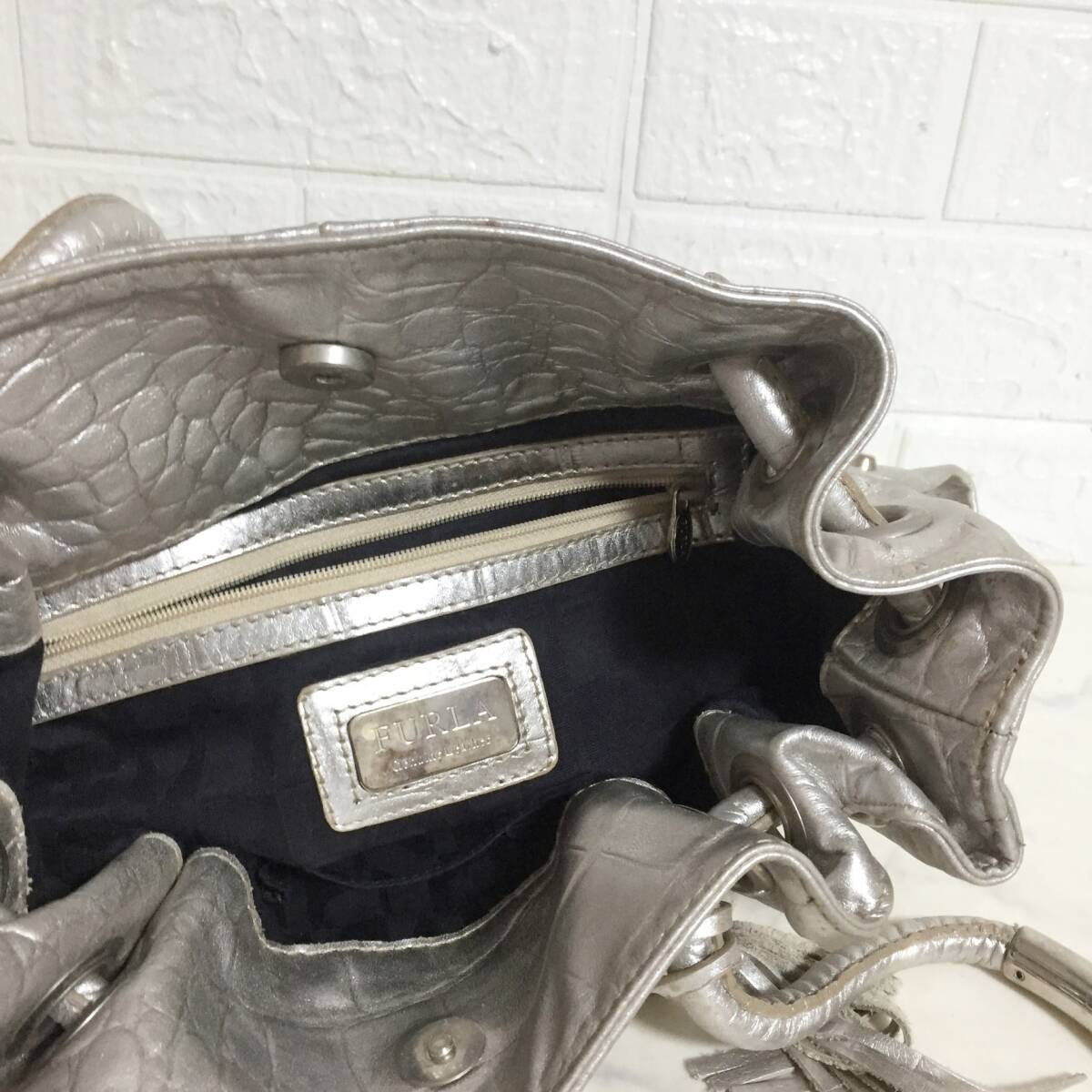 no31043 FURLA Furla натуральная кожа крокодил type вдавлено плечо .. плечо большая сумка 